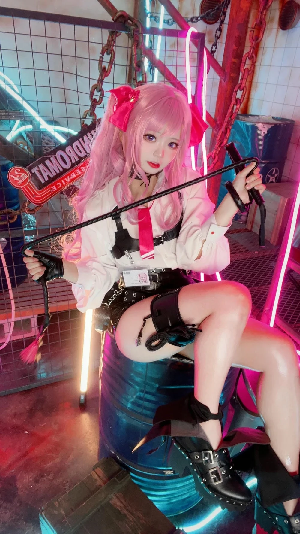 Nữ Sinh Nhật Bản Cosplay Goddess of Victory: Nikke