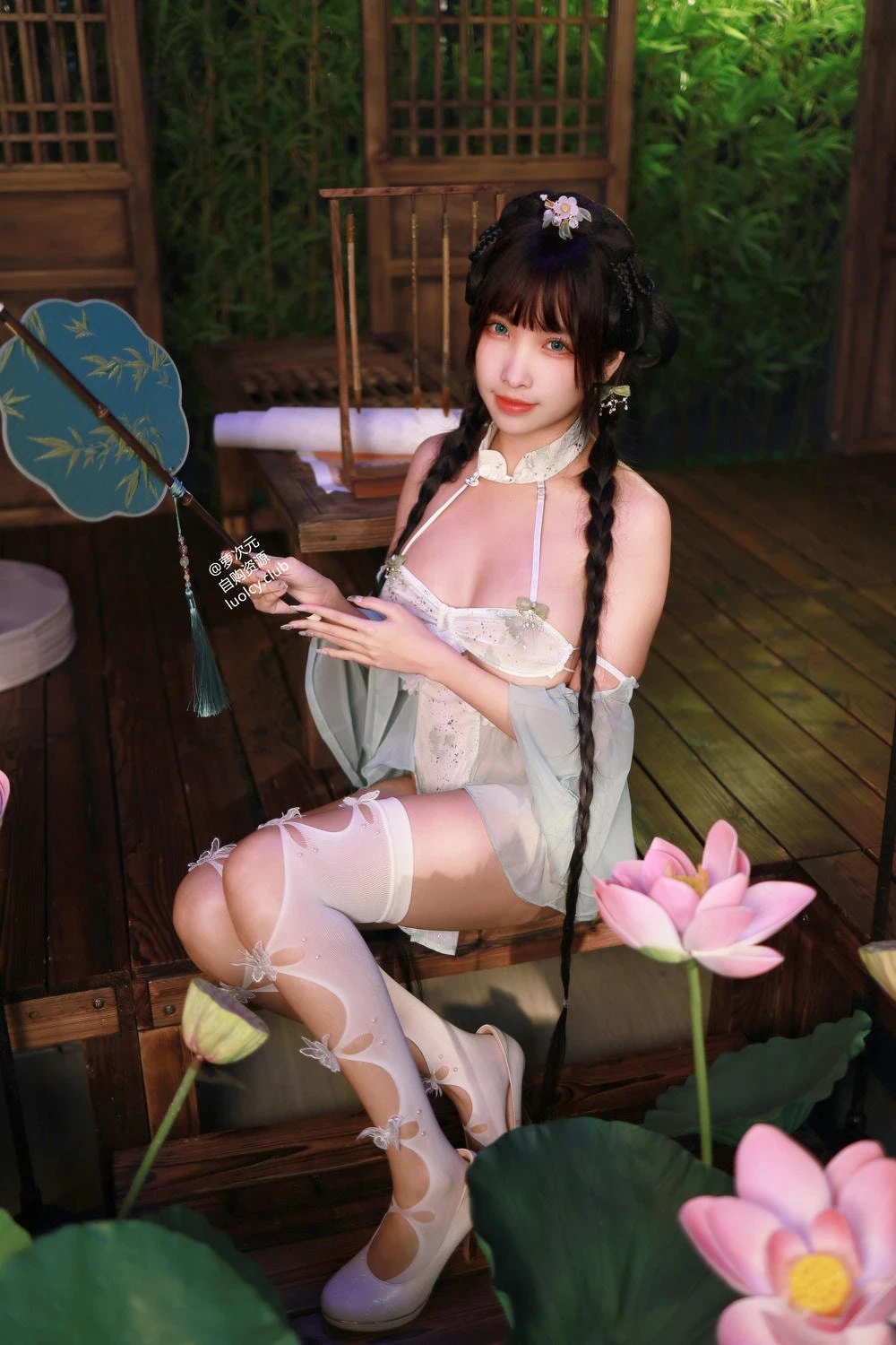 Coser Momo - Y Sư Tố Vân